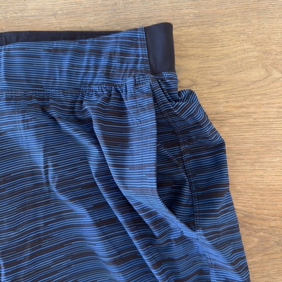 Lululemon T.H.E. (Train Hard Everyday) Lined Gym Short-9" Inseam-Blue Combo-Med - Picture 8 of 16